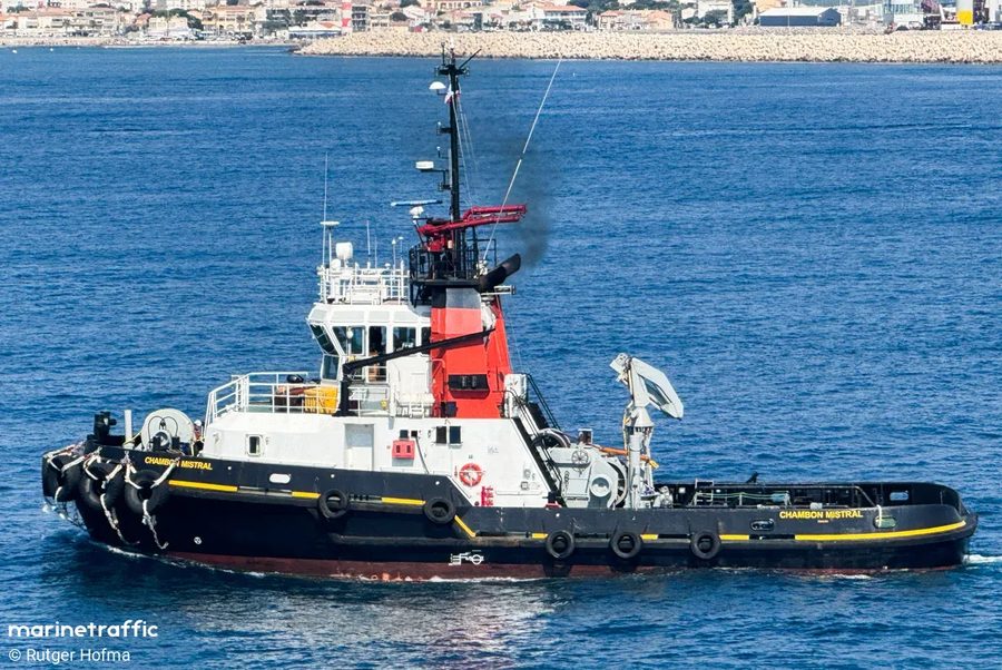 Le remorqueur Chambon Mistral en navigation